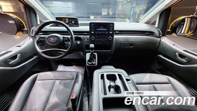Hyundai Staria 11인승, 2023 7