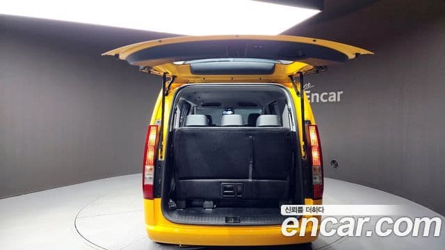 Hyundai Staria 11인승, 2023 20