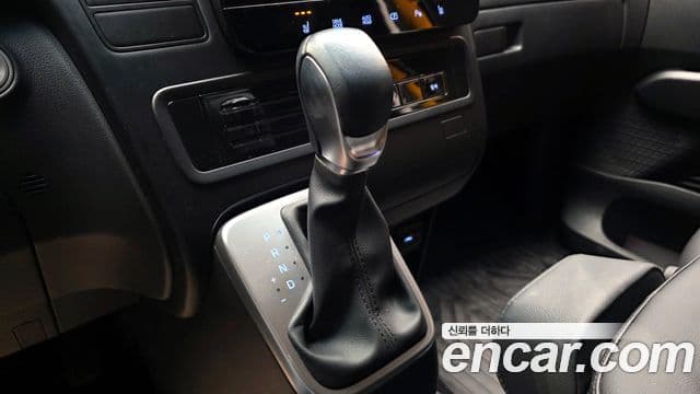 Hyundai Staria 15인승, 2024 9