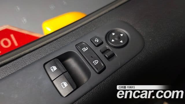 Hyundai Staria 15인승, 2024 19