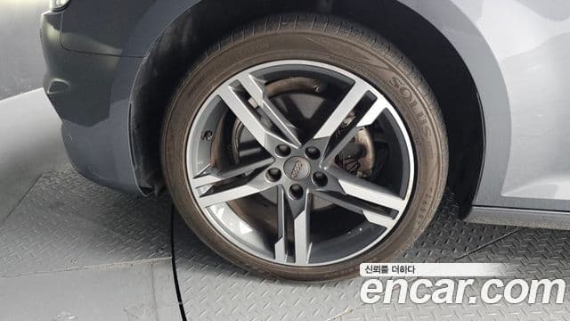 Audi A4 (B9) Premium, 2019 все фото