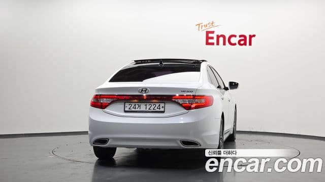 Hyundai Grandeur HG LPG HG300 для людей с инвалидностью, 2014 4