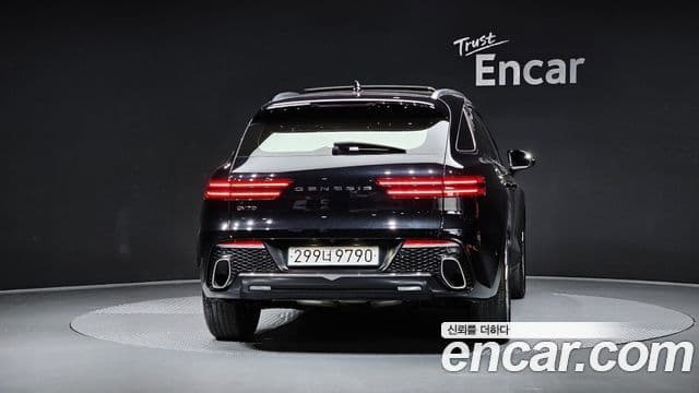 Genesis GV70, 2023 4