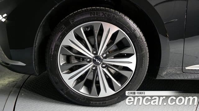 Kia K8 Trendy(таксомоторный тип), 2022 все фото