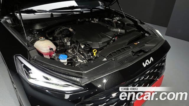Kia K8 Trendy(таксомоторный тип), 2022 6
