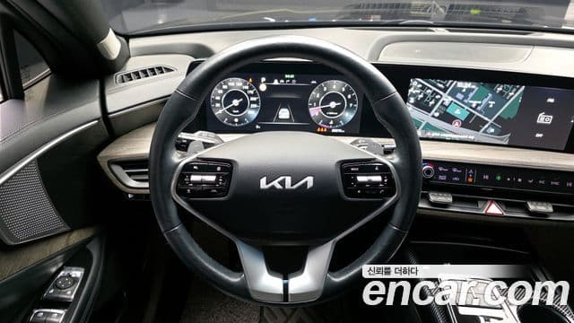 Kia K8 Trendy(таксомоторный тип), 2022 13