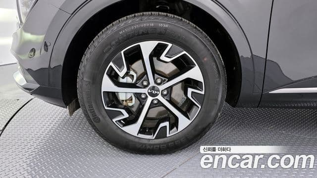 Kia Sportage 5세대 гибрид Signature 2WD, 2024 все фото