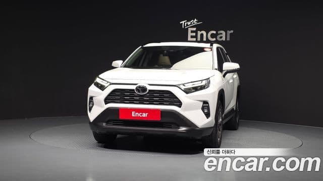 Toyota RAV4 5세대 2.5 2WD гибрид XLE, 2025 3