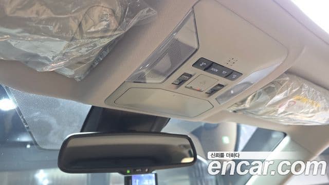 Toyota RAV4 5세대 2.5 2WD гибрид XLE, 2025 18