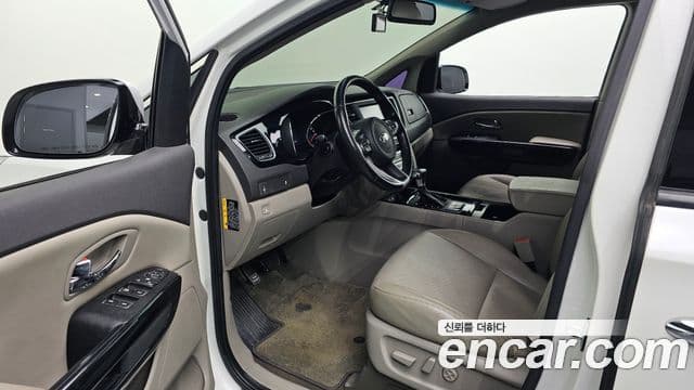 Kia All New Carnival Prestige, 2017 10