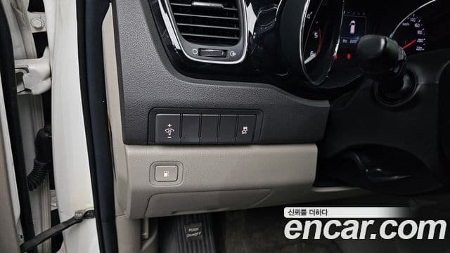 Kia All New Carnival Prestige, 2017 13
