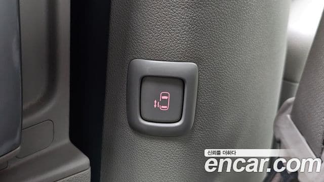 Kia All New Carnival Prestige, 2017 18