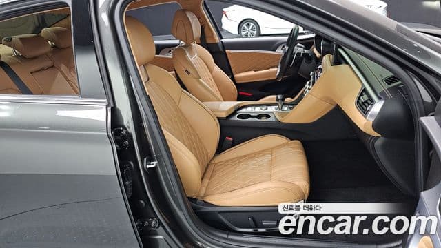 Genesis The / новый New G70, 2023 10