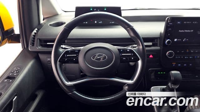 Hyundai Staria 15인승, 2023 14