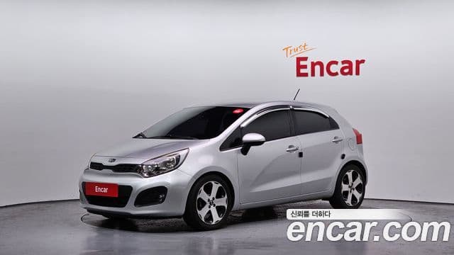 Kia All New Pride Prestige, 2012 1