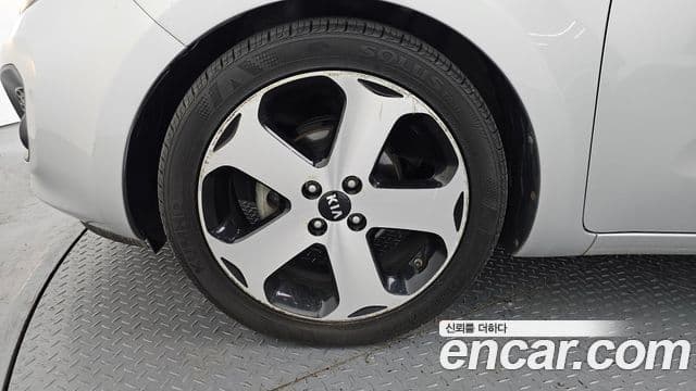 Kia All New Pride Prestige, 2012 все фото