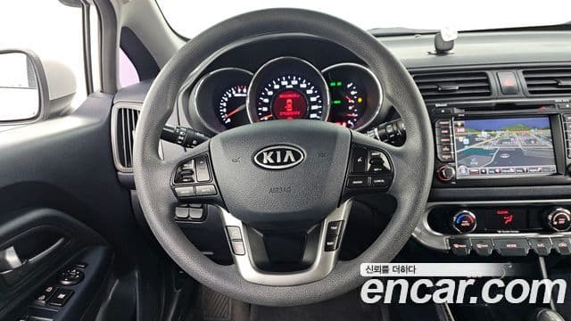 Kia All New Pride Prestige, 2012 14