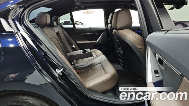 BMW i5 (G60) eDrive 40 M Sport, 2025 12