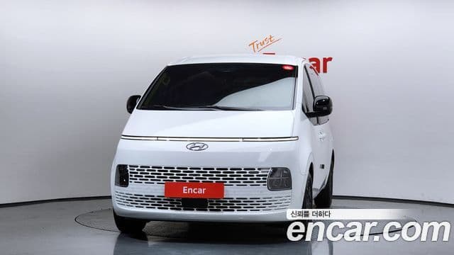 Hyundai Staria Modern, 2024 3