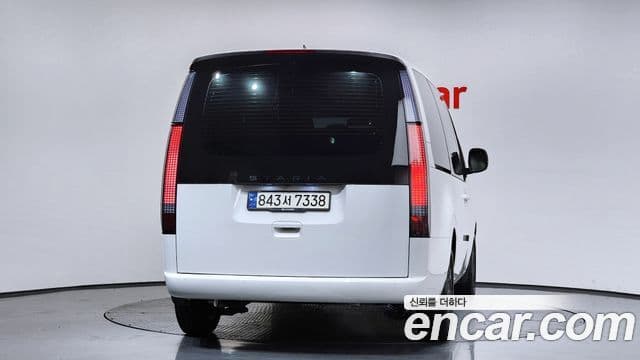 Hyundai Staria Modern, 2024 4