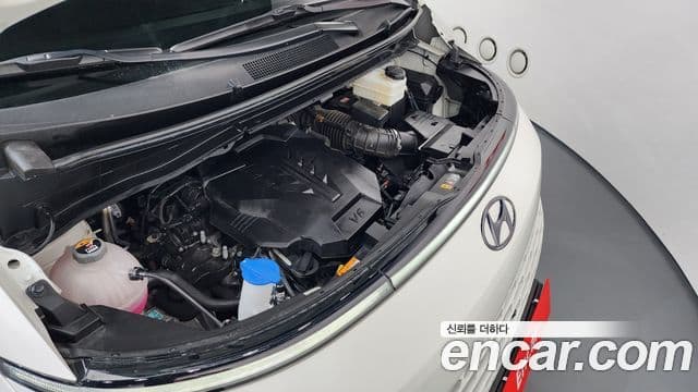 Hyundai Staria Modern, 2024 6