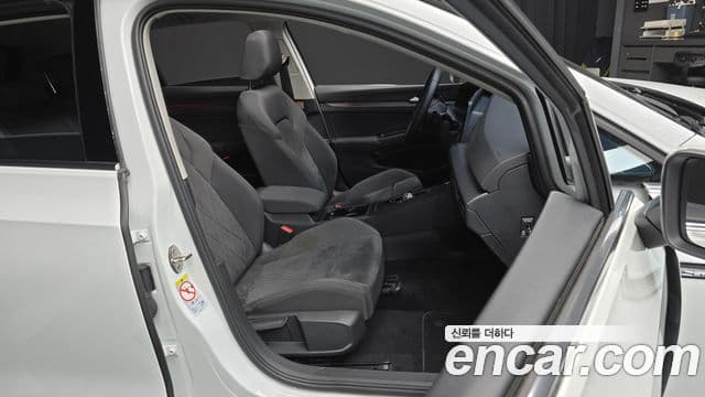 Volkswagen Гольф 8세대 Prestige, 2022 12