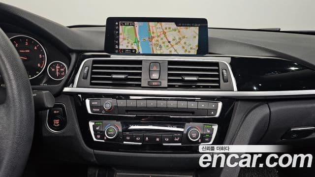 BMW 3시리즈 (F30), 2018 14