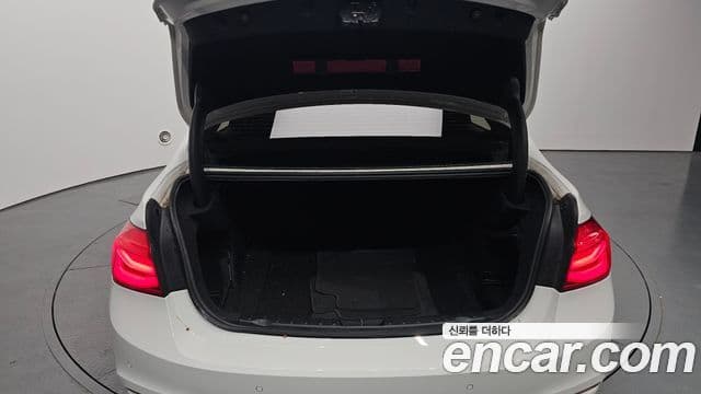 BMW 3시리즈 (F30), 2018 20