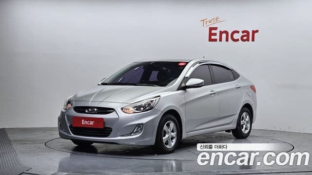 Hyundai Accent(новый кузов / новое поколение) Premier, 2012 1