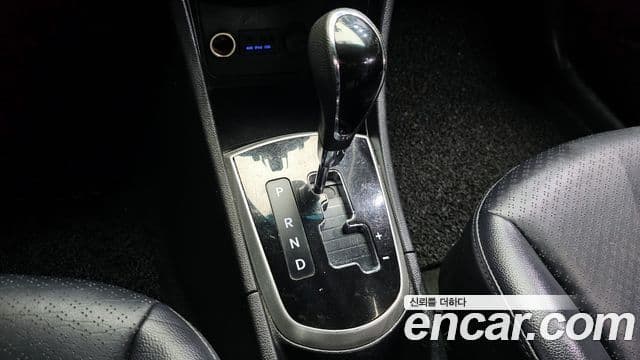 Hyundai Accent(новый кузов / новое поколение) Premier, 2012 9