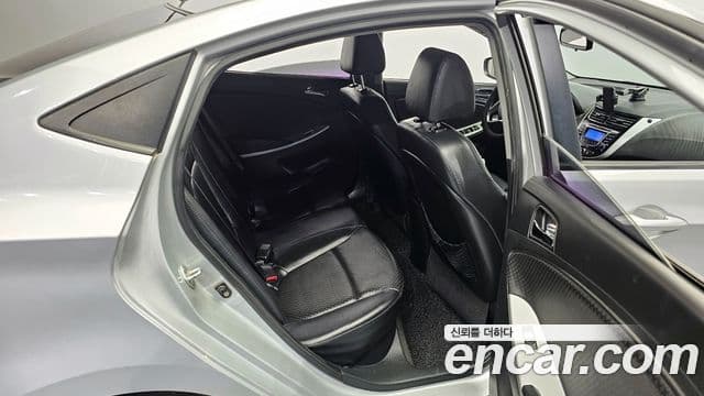 Hyundai Accent(новый кузов / новое поколение) Premier, 2012 12