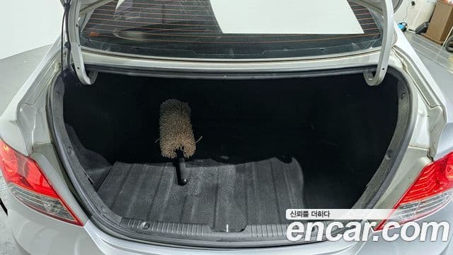 Hyundai Accent(новый кузов / новое поколение) Premier, 2012 20