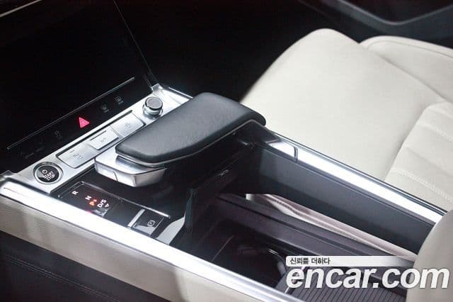 Audi e-Tron 55 Quattro Sportback, 2023 10