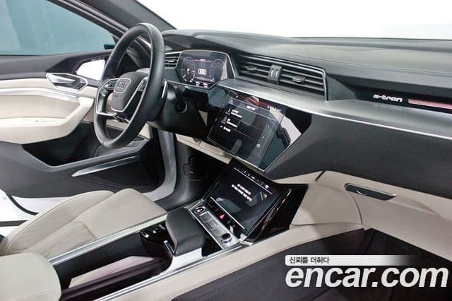 Audi e-Tron 55 Quattro Sportback, 2023 20