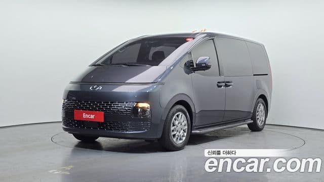 Hyundai Staria Modern, 2022 1