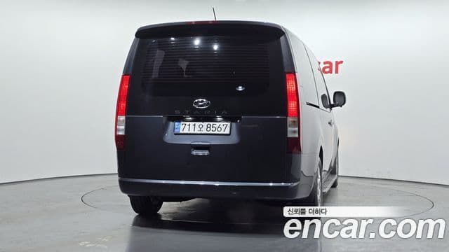 Hyundai Staria Modern, 2022 4
