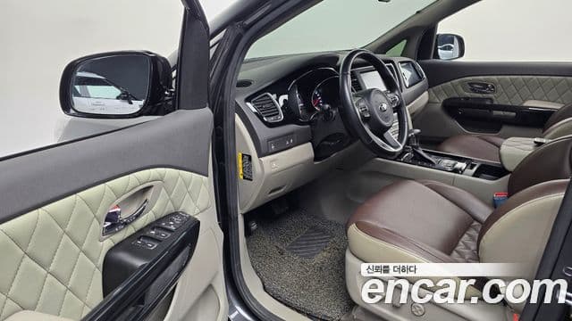 Kia All New Carnival Prestige, 2017 11