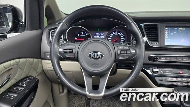 Kia All New Carnival Prestige, 2017 13