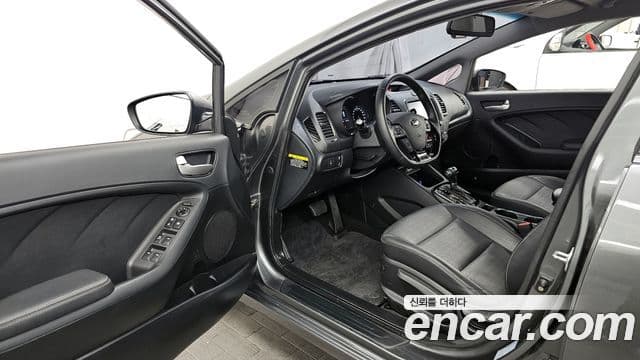 Kia The / новый New K3 Trendy, 2016 10