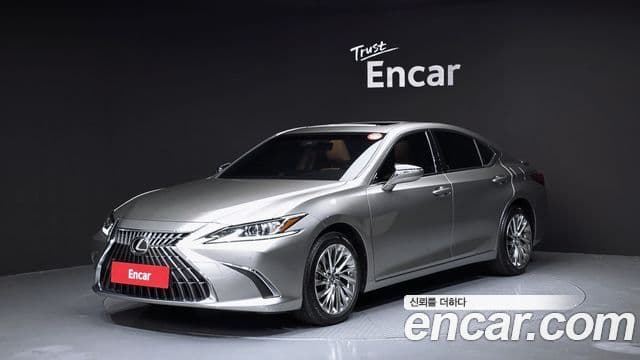 Lexus ES300h 7세대 Luxury Plus, 2023 1