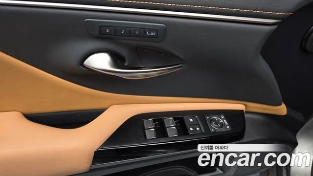 Lexus ES300h 7세대 Luxury Plus, 2023 17
