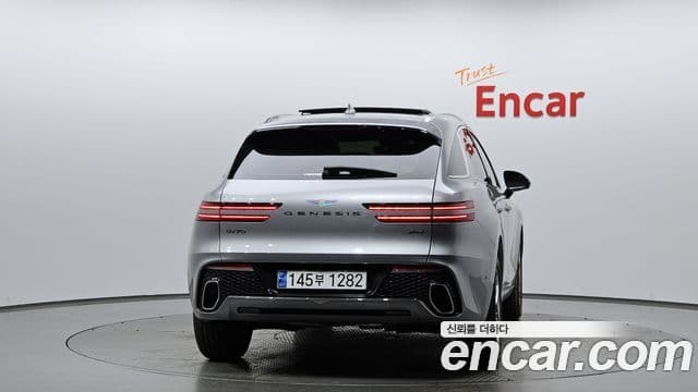 Genesis GV70, 2024 4