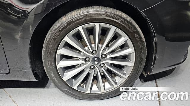 Kia All New K7 3.0 LPI Luxury (арендный автомобиль), 2017 все фото