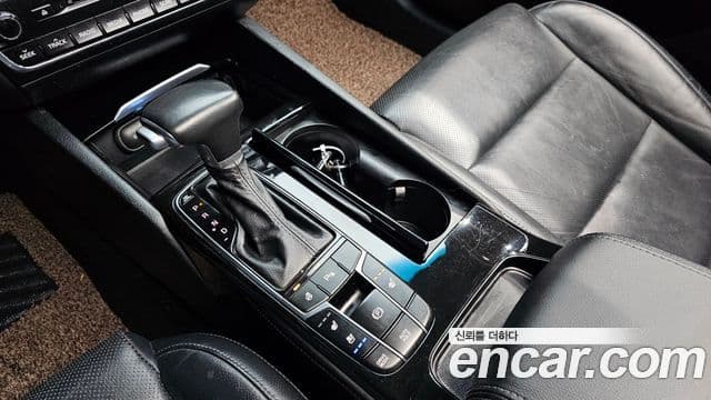 Kia All New K7 3.0 LPI Luxury (арендный автомобиль), 2017 9