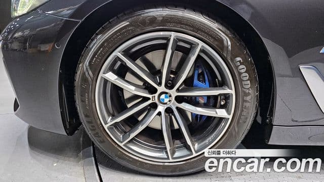 BMW 5시리즈 (G30) 520i M Sport, 2023 все фото