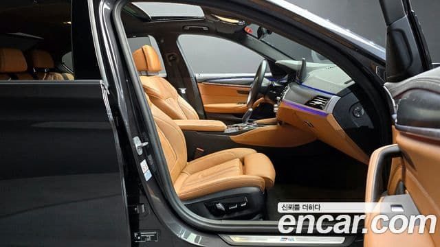 BMW 5시리즈 (G30) 520i M Sport, 2023 10