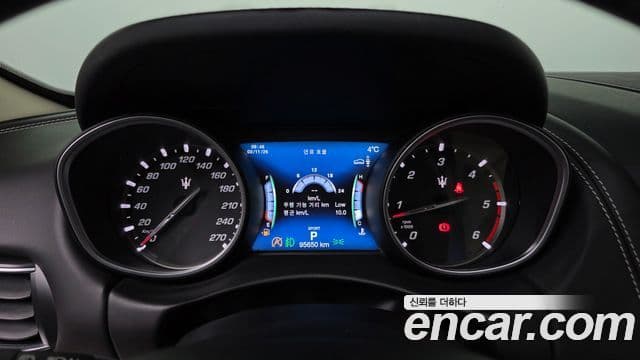 Maserati Levante 3.0 дизель AWD GranSport, 2019 8