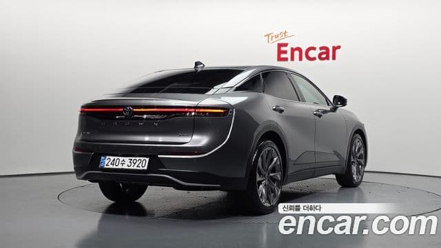 Toyota 크라운 кроссовер, 2025 2