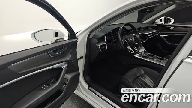 Audi A6 (C8), 2020 11