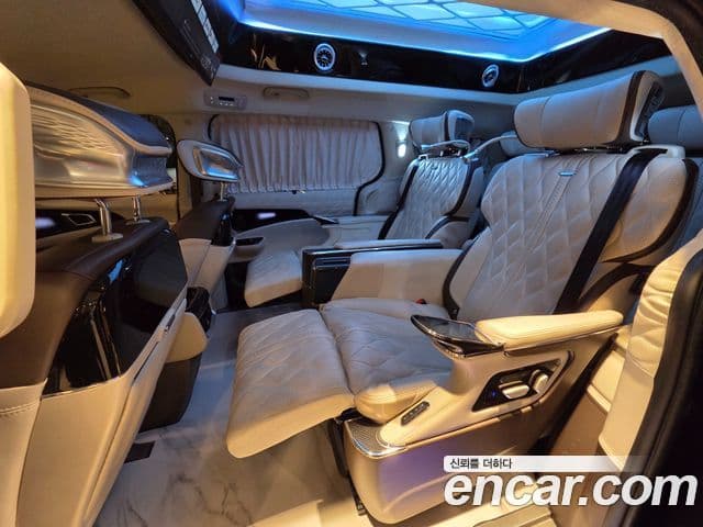 Kia Carnival 4세대 бензин 9인승 High Limousine(компания по спецнадстройкам), 2021 14